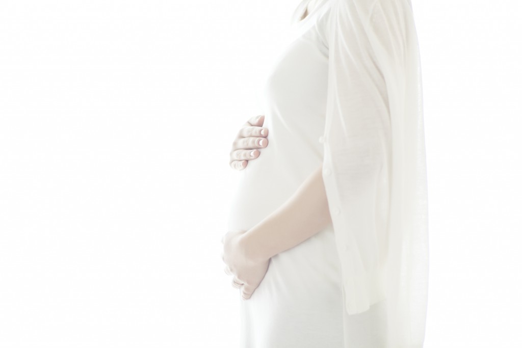 【妊娠29週目】お腹の張りは大丈夫？早産の可能性はある？ 生理のことから妊娠・出産・育児まで。女性のための情報サイト ｜ルナルナ